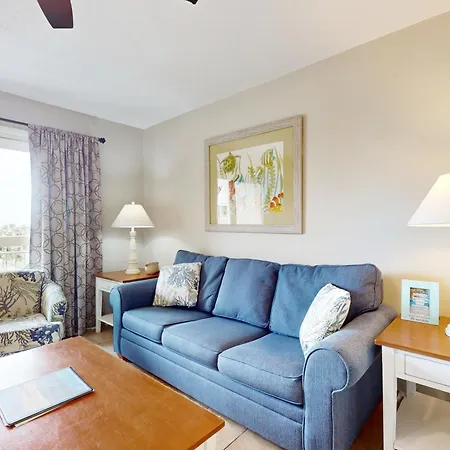 Breakers 225 Apartment